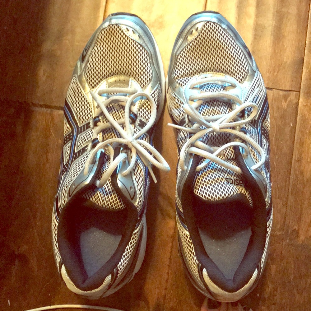 Men’s ASICS size 13